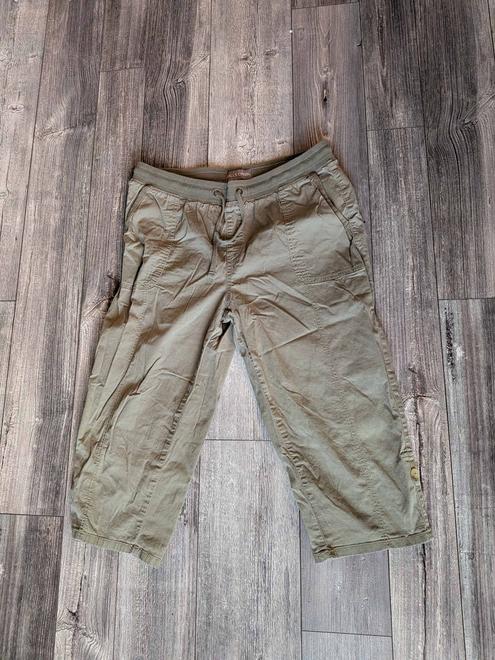 Falls Creek Olive Drawstring Cargo Capris